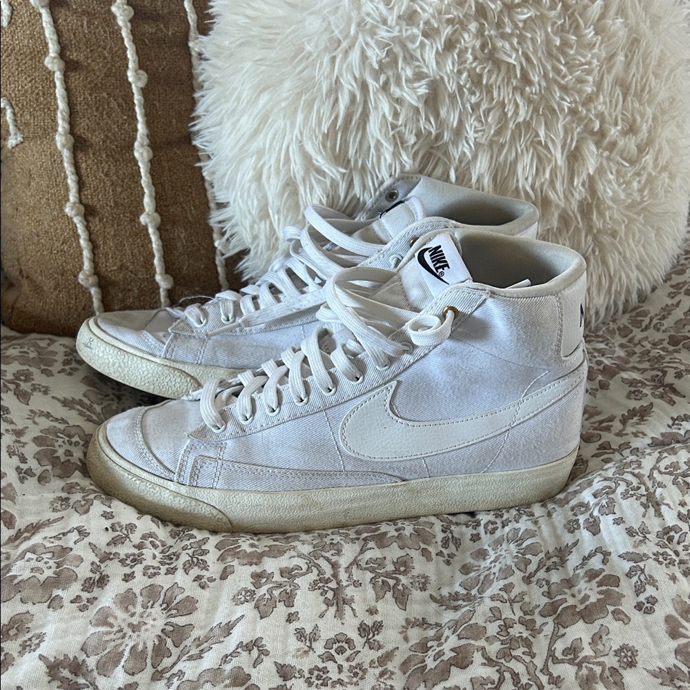 Nike Classic White High-Tops